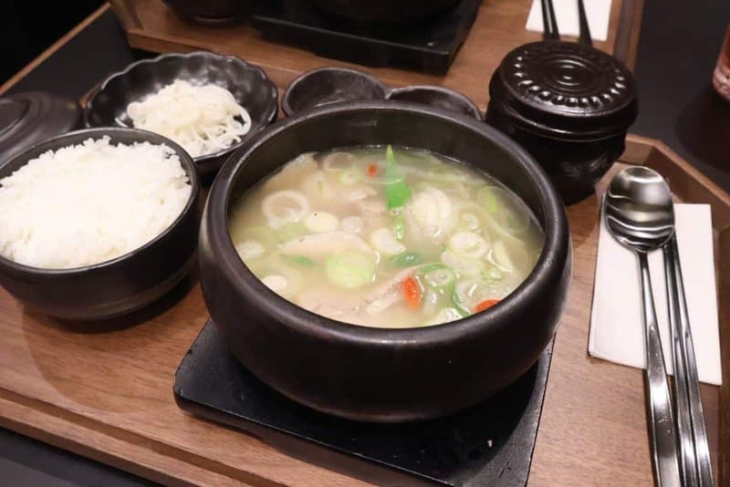 Gamjatang (Pork Bone Soup)