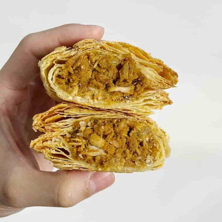 Mini Curry Puff Feast