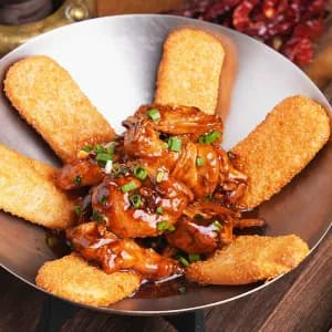 Braised/Kung Pao Kampong Chicken with Crispy Sesame Bun in Iron Pot