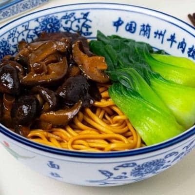 Dry Mushroom Noodles 干拌香菇面