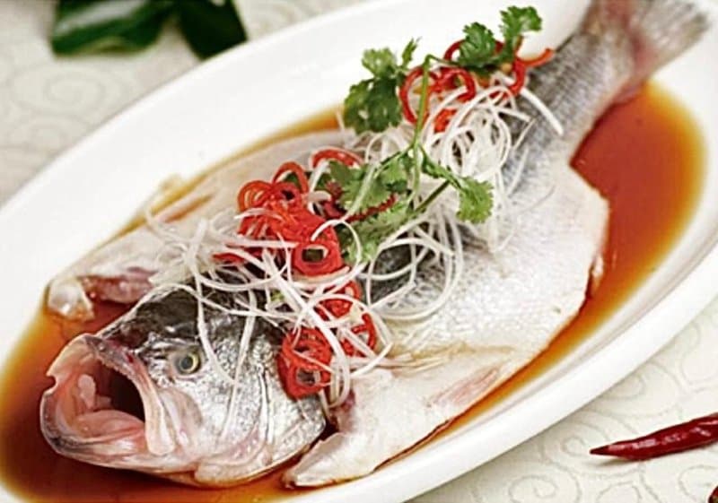 A01. Oil Fried Sea Bass Claypot 油枪砂锅鲈鱼