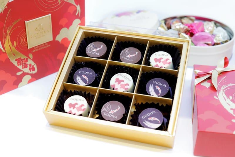 Chinese New Year Novelty Horse Gift Box 9 pcs