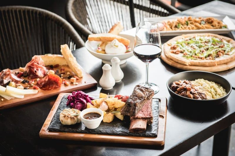 Château Haut Guiraud 2022 - Côtes de Bourg, Bordeaux - France 2 3 4 5 6 7 8 9 10 Add to Cart