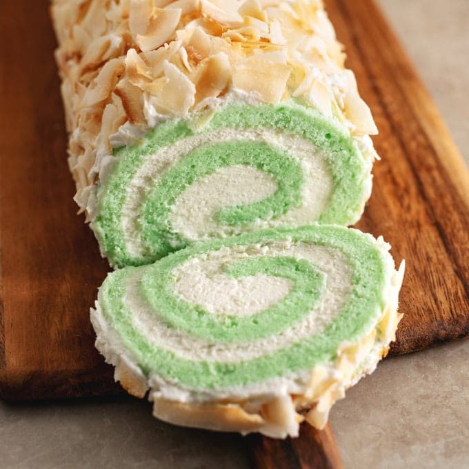 Pandan Swiss Roll