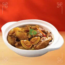 Chicken with Abalone & Sea Cucumber 鲍鱼海参焖鸡煲 (4 Pax)