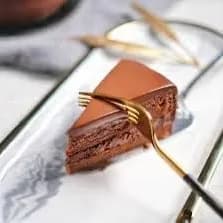 Dark Slice Cake (1 pax)