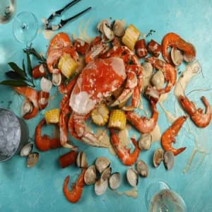 Live Dungeness Crab Combo (for 2 to 3 persons)