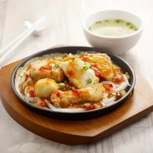 Hot Plate Spicy Mee Tai Mak 铁板麻辣米台目