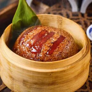 Steamed Glutinous Rice with Pork