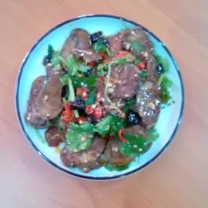 香拌牛肉 Beef with coriander