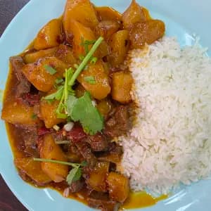 土豆牛腩饭 Braised Beef with Potatoes on rice