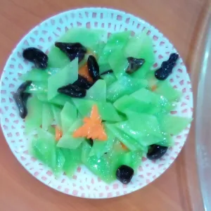 清炒莴笋 Stir-fried Celtuce Stem