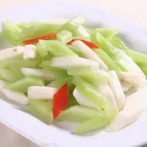 莴笋炒山药 Stir-fried yam with lettuce