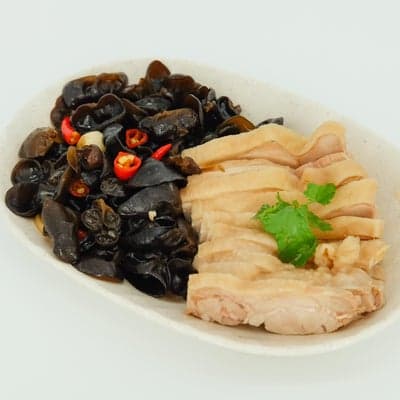 Appetizer Platter (One Meat and One Vegetable) 凉菜双拼 (一荤一素)