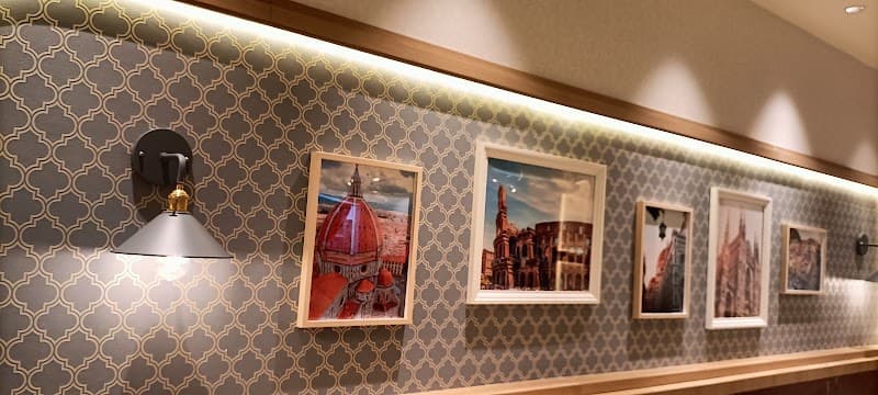 Milan Shokudo Junction 8