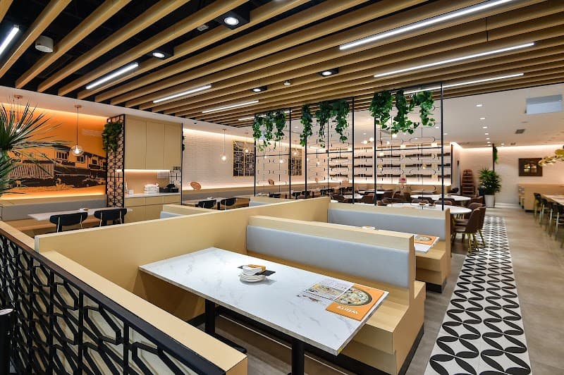 White Restaurant (Suntec City)