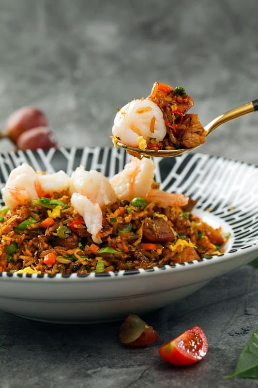 SHANGHAI FRIED RICE