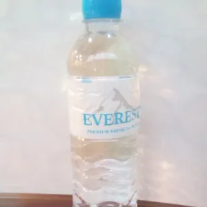 矿泉水water