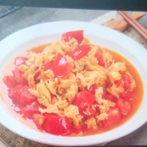 番茄炒蛋 Scramble eggs with tomato