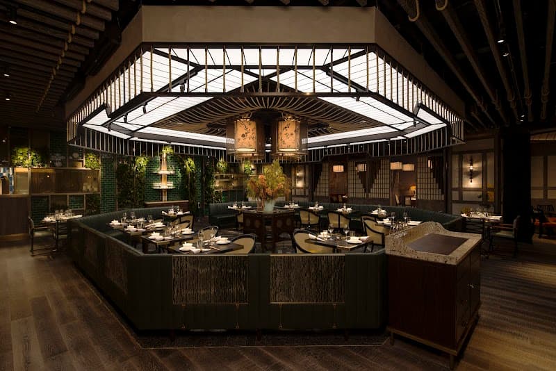 Mott 32 Singapore