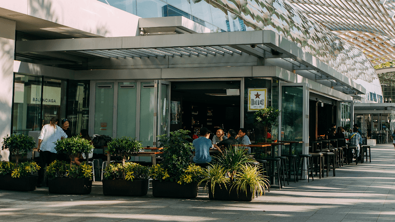 Dallas Cafe & Bar