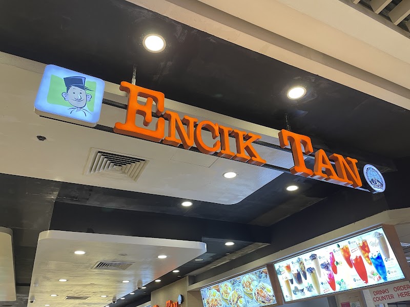 Encik Tan hero