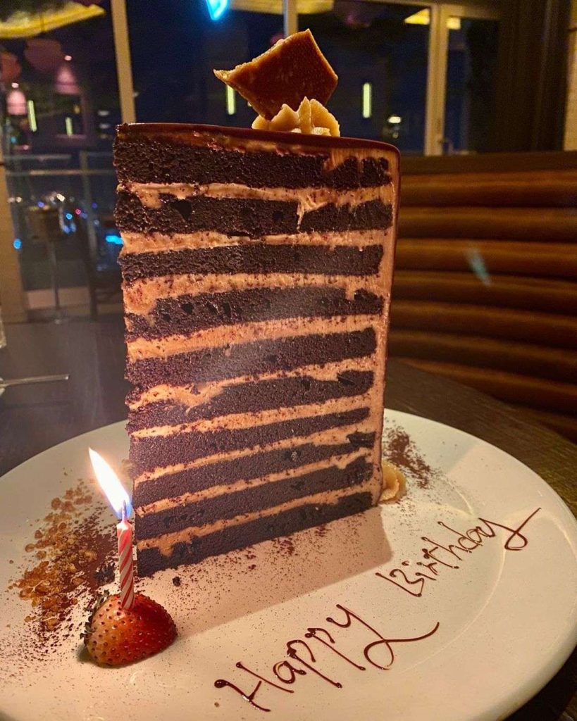 20-layer-chocolate-cake