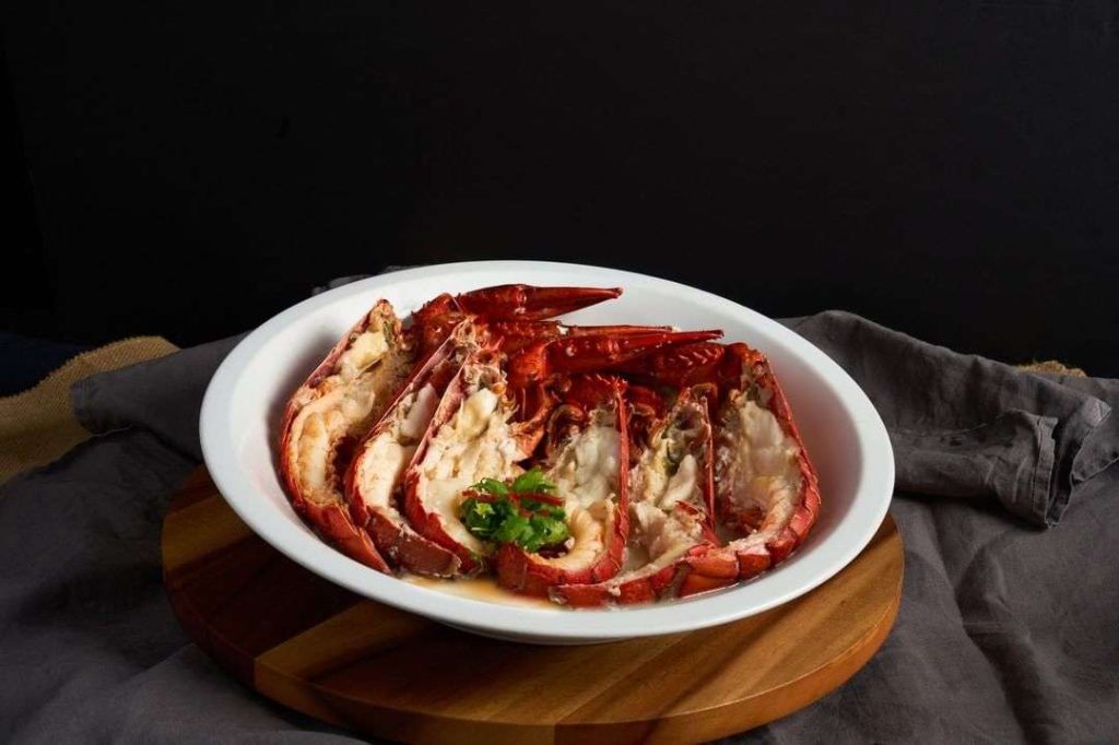 Jumbo Seafood - Lobsters
