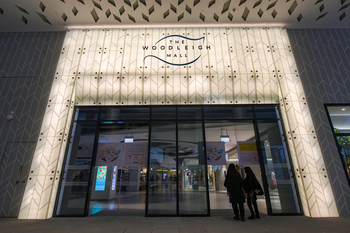 The Woodleigh Mall is a vibrant, three-storey shopping complex nestled amidst the Bidadari Estate in Singapore. This eco-friendly mall, with its leaf motif facade, serves as a lifestyle and community hub, blending retail spaces with dining and educational facilities.